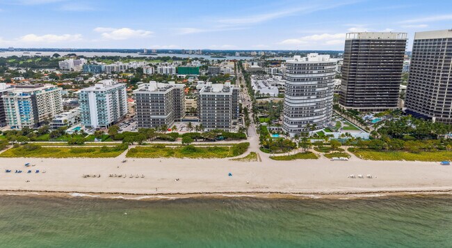 Building Photo - 9595 Collins Ave