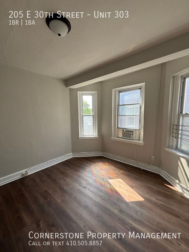 Building Photo - 205 E 30th St