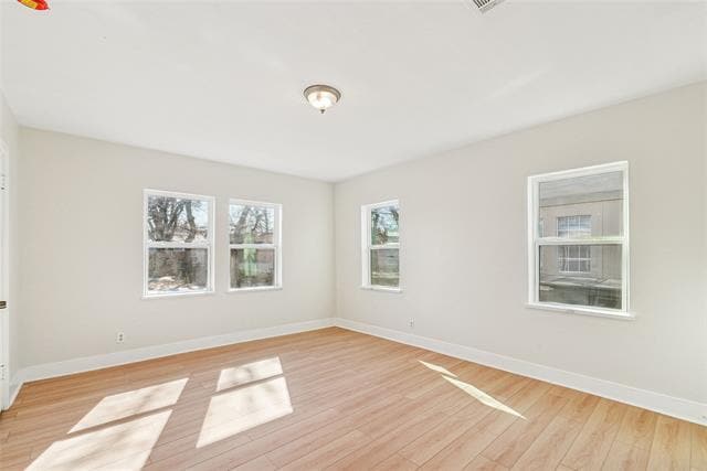 Building Photo - 734 Genoa Ave