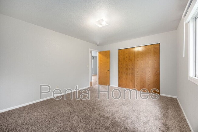 Building Photo - 3319 Sun Disk Ct