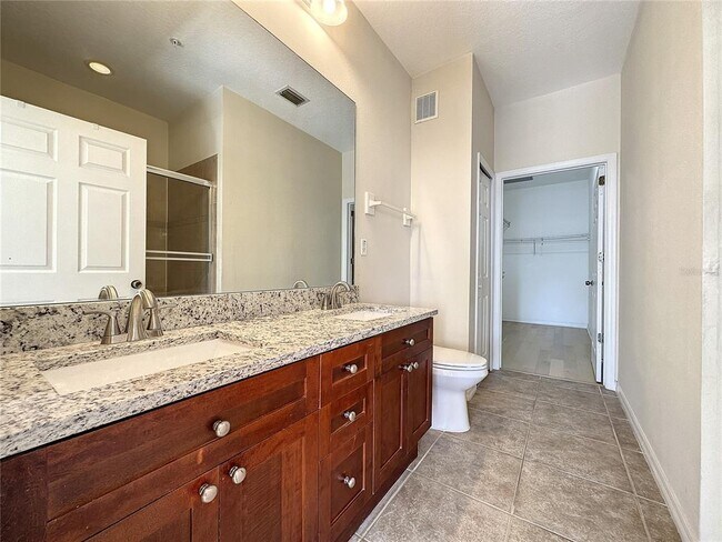 Building Photo - 11564 Mizzon Dr