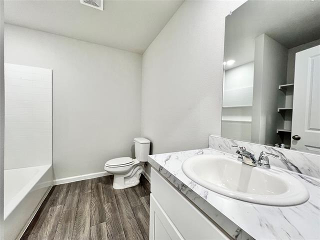 Building Photo - 119 Peace Lily Wy