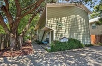 Building Photo - 627 Texas St