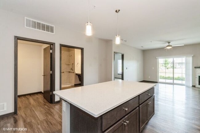 Building Photo - $1,250 | 1 Bedroom, 1 Bathroom Condo | Dog Friendly* | Sublease* | Available for an April 1st, 20...