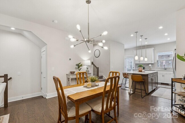 Building Photo - 12106 Brooklyn Ave