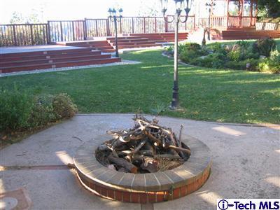 Building Photo - 2716 Ridgepine Dr