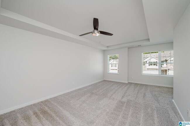 Building Photo - 501 Polo Way