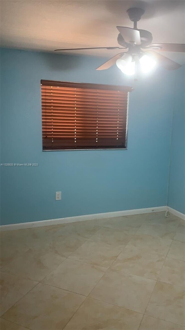 Building Photo - 15200 SW 81st Ln