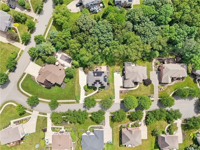 Building Photo - 403 Worth Ct