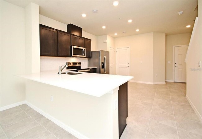 Building Photo - 3195 Emerald Acrs Ln