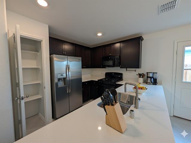 Building Photo - 7757 Ruellia Rd