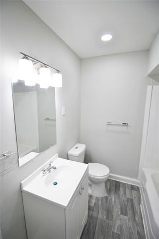 Building Photo - 3427 Kinmore St