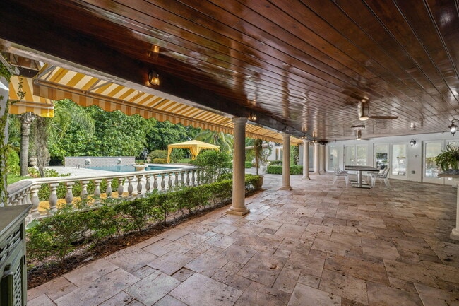 Building Photo - 12300 Old Cutler Rd