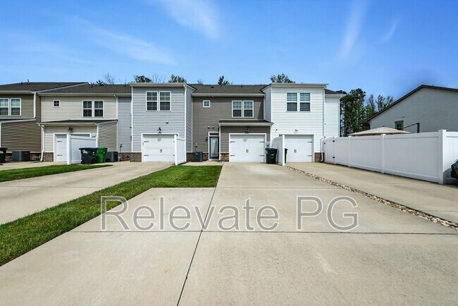 Building Photo - 4028 Rivermere Ln