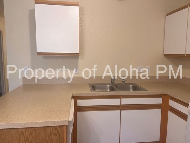 Building Photo - 4653 W Pasadena Ln