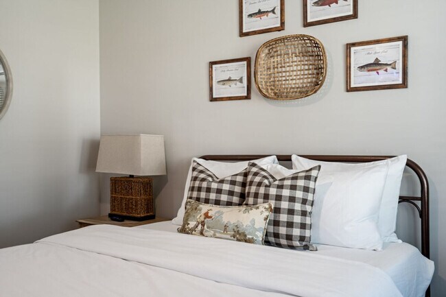 Building Photo - 17 Rock Crest Cir SE