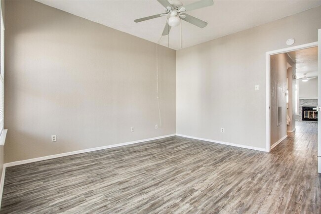 Building Photo - 5301 Indio Cove