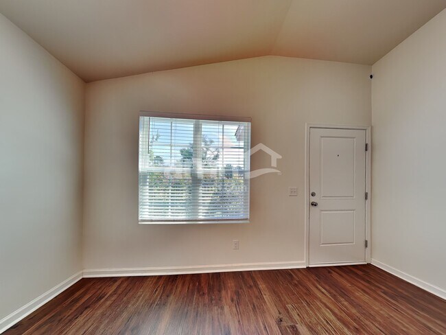 Building Photo - 43 Blackberry Cir