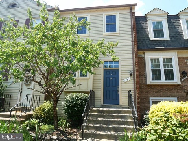 Building Photo - 2774 Grovemore Ln