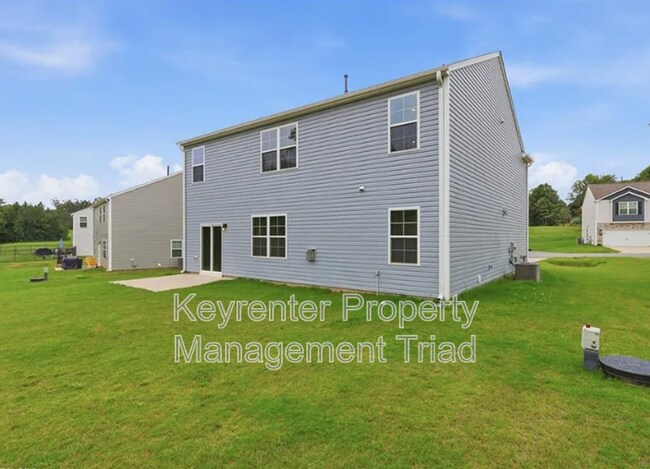Building Photo - 7448 Buckpasser Dr