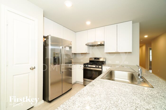 Building Photo - 10542 De Gonzalo Way
