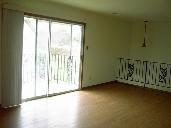 Building Photo - 2008 MacArthur Rd