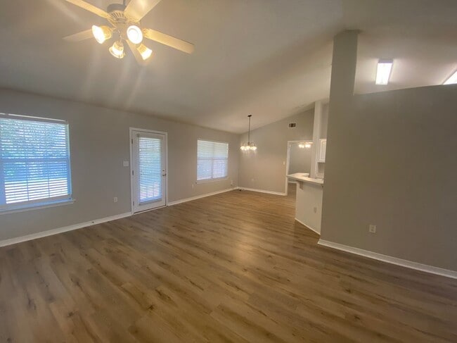 Building Photo - 9676 Parker Lake Cir