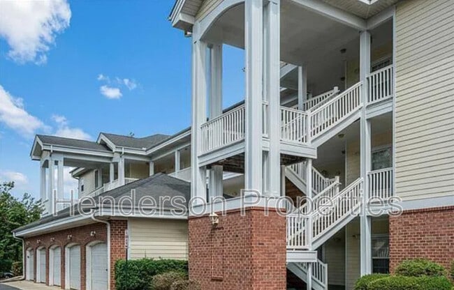 Building Photo - 9179 Meadow Vista Rd