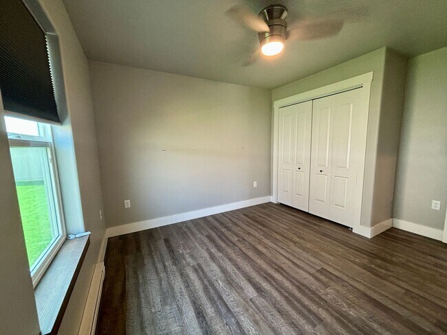 Building Photo - 7995 Avocet Dr