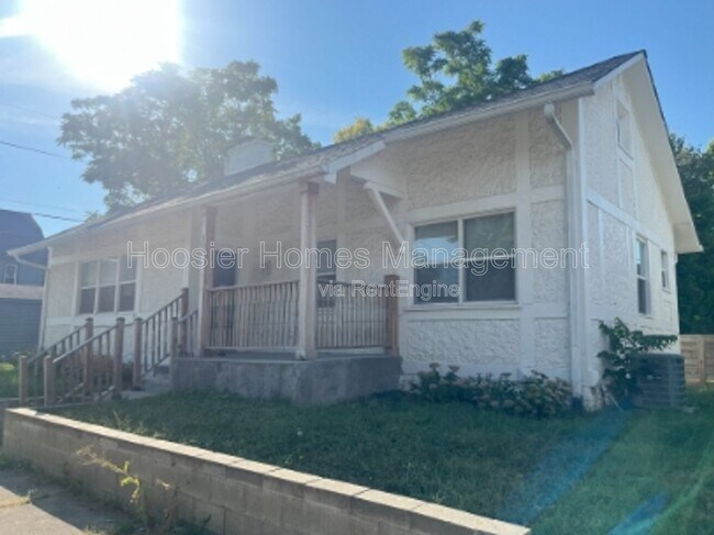 Building Photo - 117 W 36th St