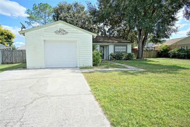 Building Photo - 3-Bed, 2-Bath, 1-Car Garage in the Carroll...