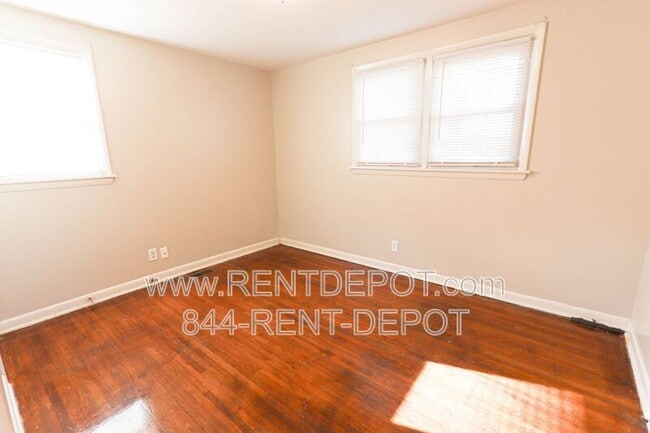 Building Photo - 817 Prosperity Ave