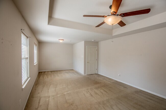 Primary Photo - 21547 Sullivan Forest Dr