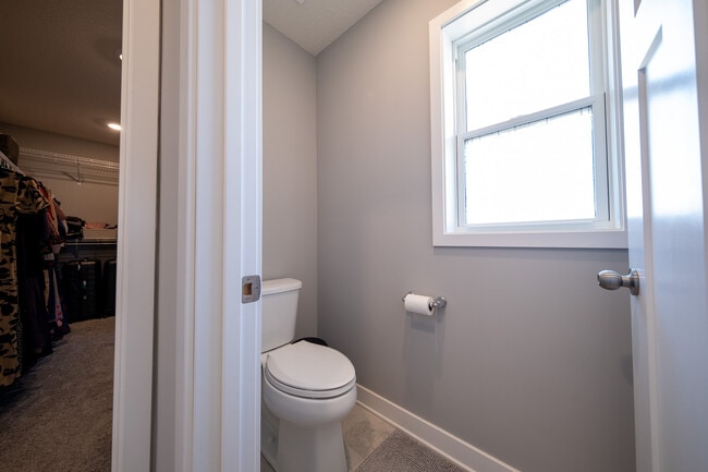 Building Photo - 8380 Abercrombie Ln