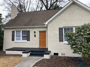 Building Photo - 3 Bedroom 2 Bath Rental Home In Family-Friendly Shandon ** COMING IN JULY***