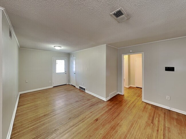 Building Photo - 5040 Sea Isle Rd