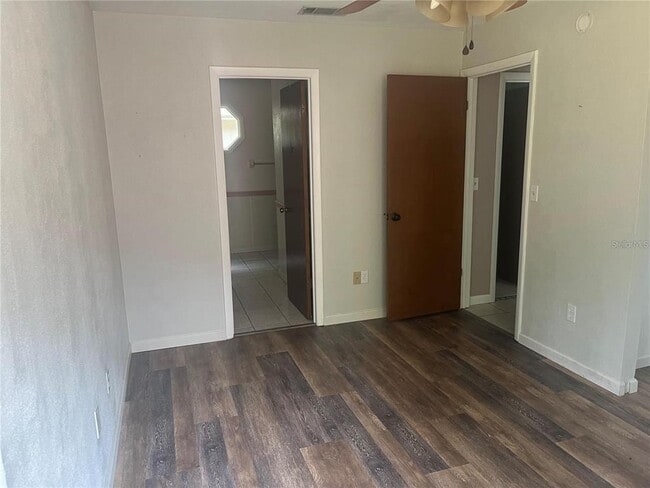 Building Photo - 2024 SW 73rd Terrace