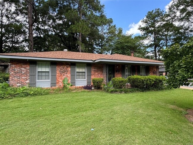 Building Photo - 768 Marquette Dr
