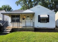 Building Photo - 1761 E Milton Ave