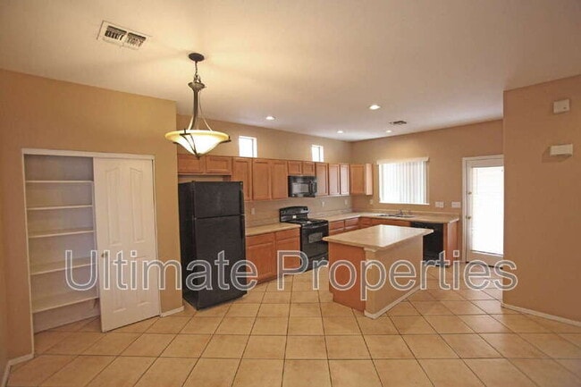 Building Photo - 9234 W Milkweed Loop