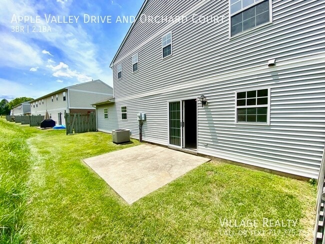 Building Photo - 710 Apple Valley Dr