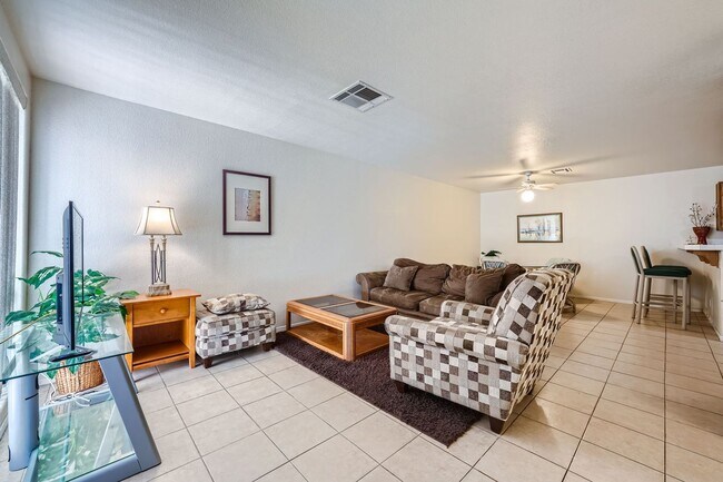 Building Photo - Fully Furnished 2 Bed/2 Bath Condo in Northwest Las Vegas!