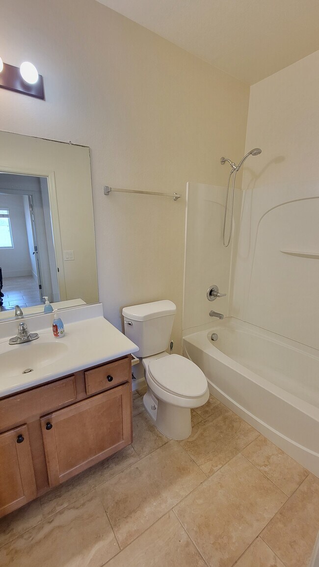 Building Photo - 4437 E Firestone Dr