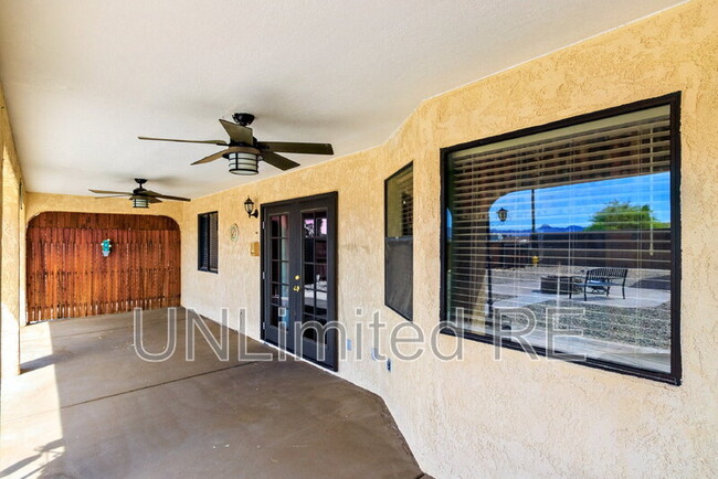 Building Photo - 2068 Palo Verde Blvd S
