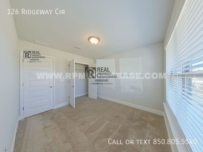 Building Photo - 126 Ridgeway Cir