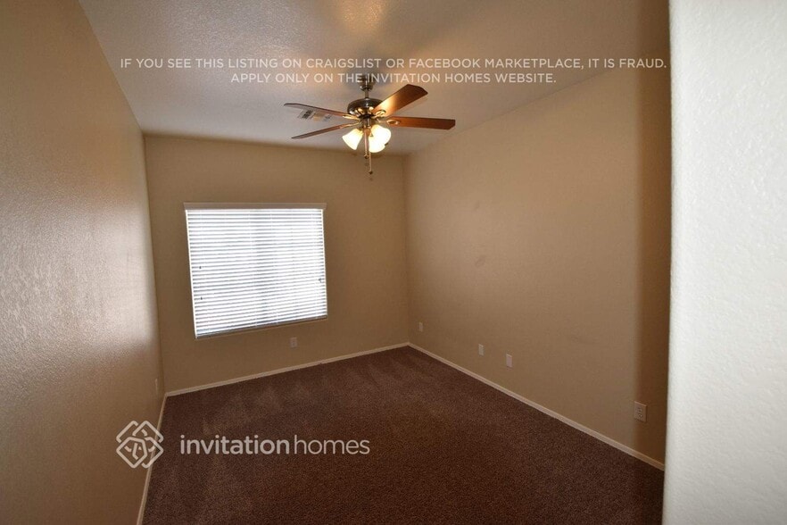 Building Photo - 13207 W Crocus Dr