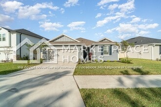 Building Photo - 11033 Stapleton Dr