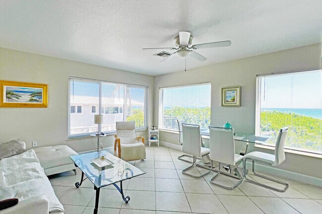 Building Photo - 3541 NE Ocean Blvd