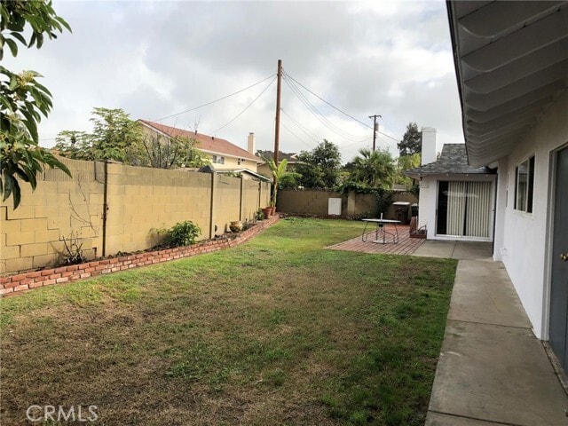 Building Photo - 1435 W Westmont Dr