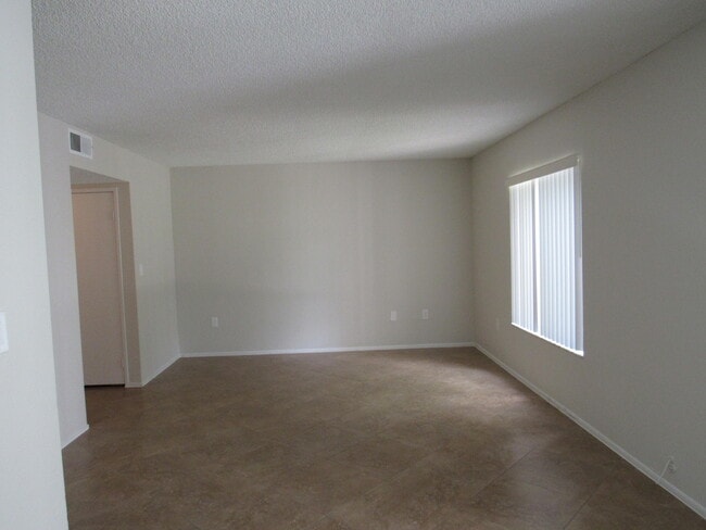 Building Photo - 8442 Coral Lake Way